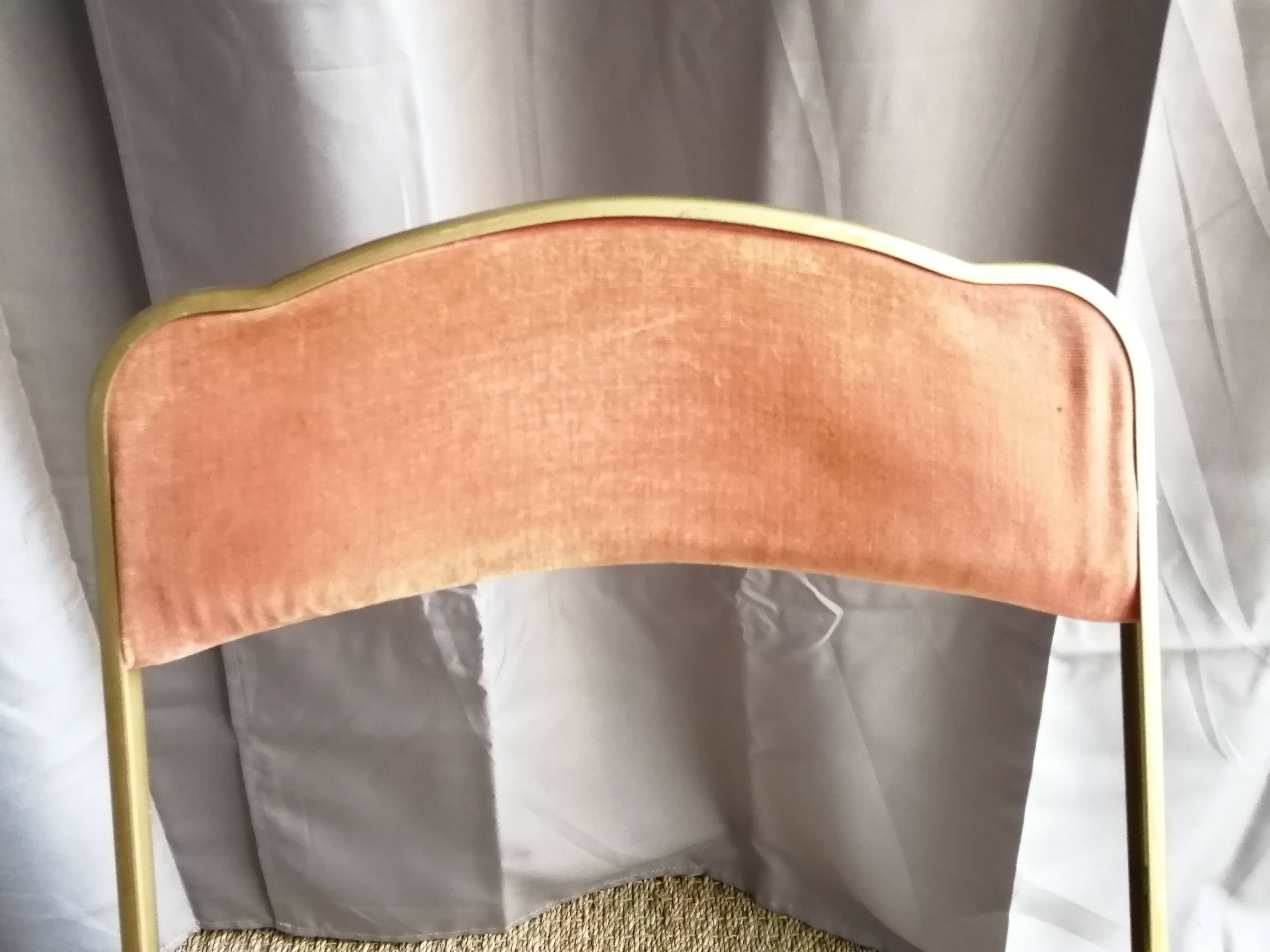 Theatre folding chair