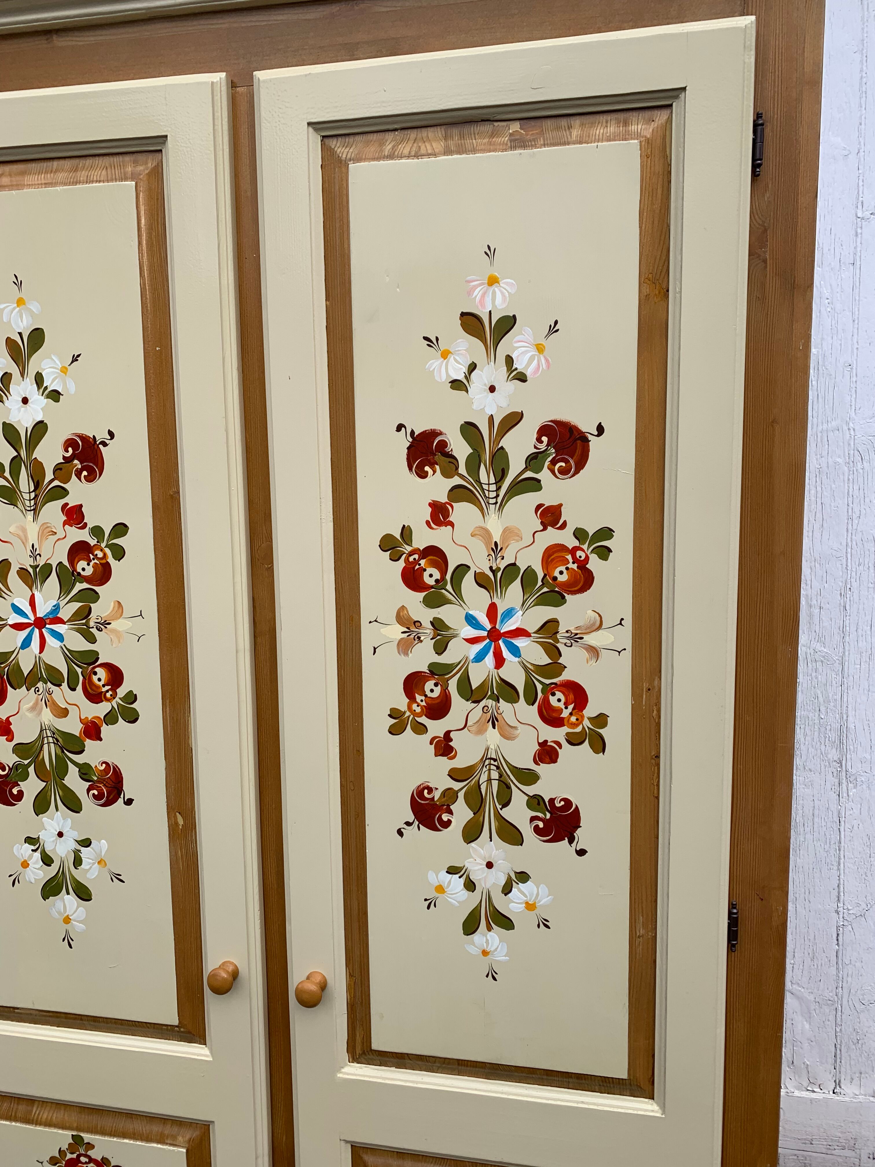 Wardrobe hand painted wardrobe flowers