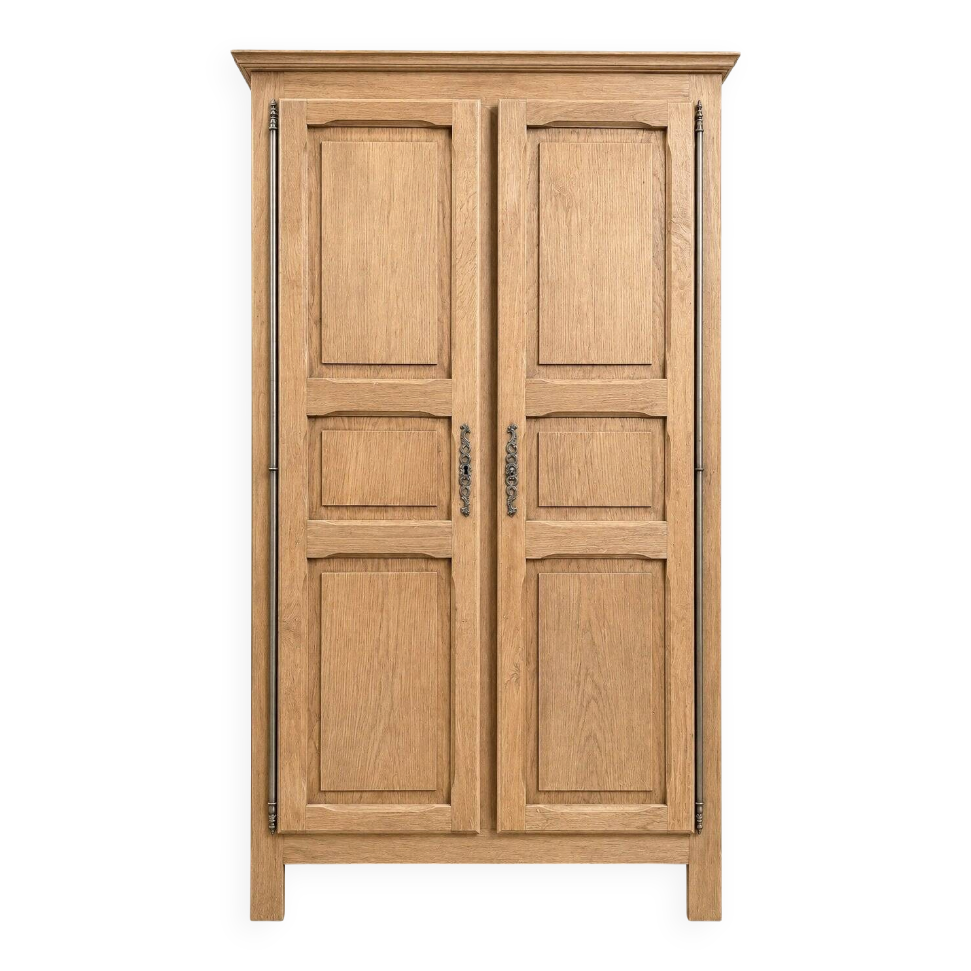 Two-door wardrobe – Solid oak – Provincial classic style – Sandblasted