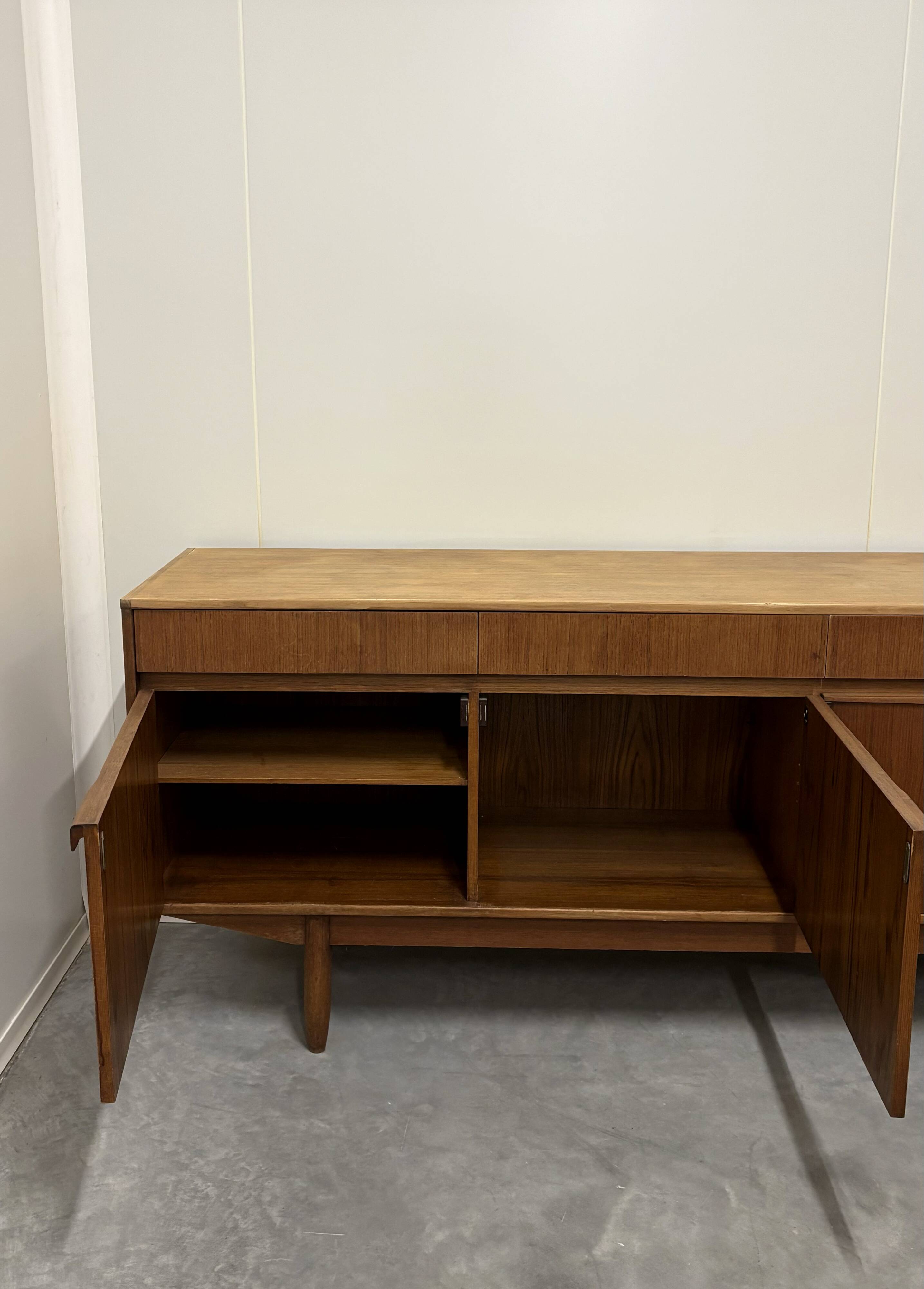 1960s Vintage Scandinavian Buffet Enfilade