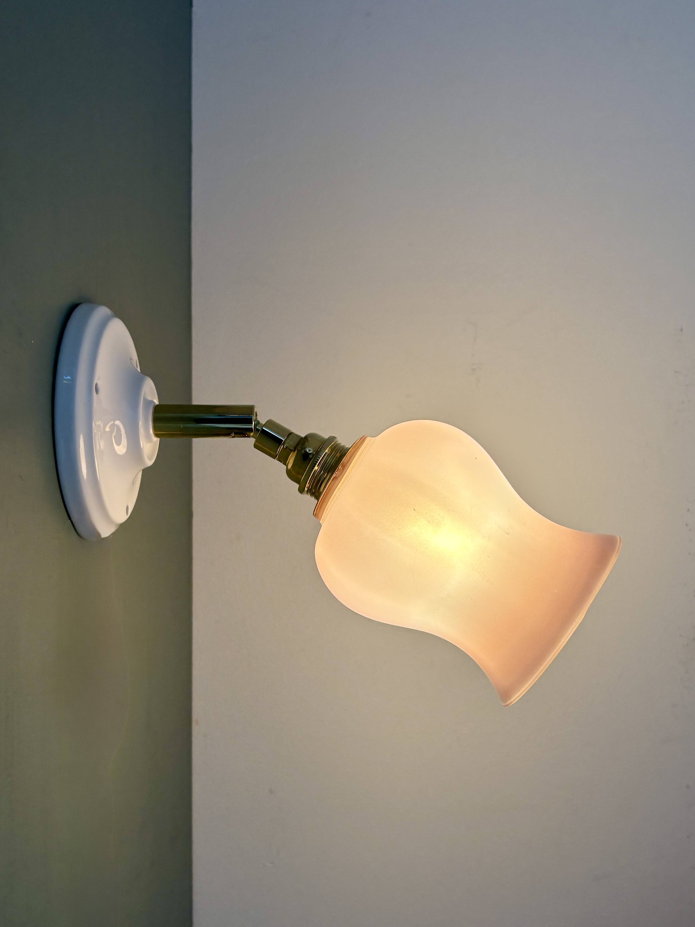 Vintage tulip wall lamp in pink opaline