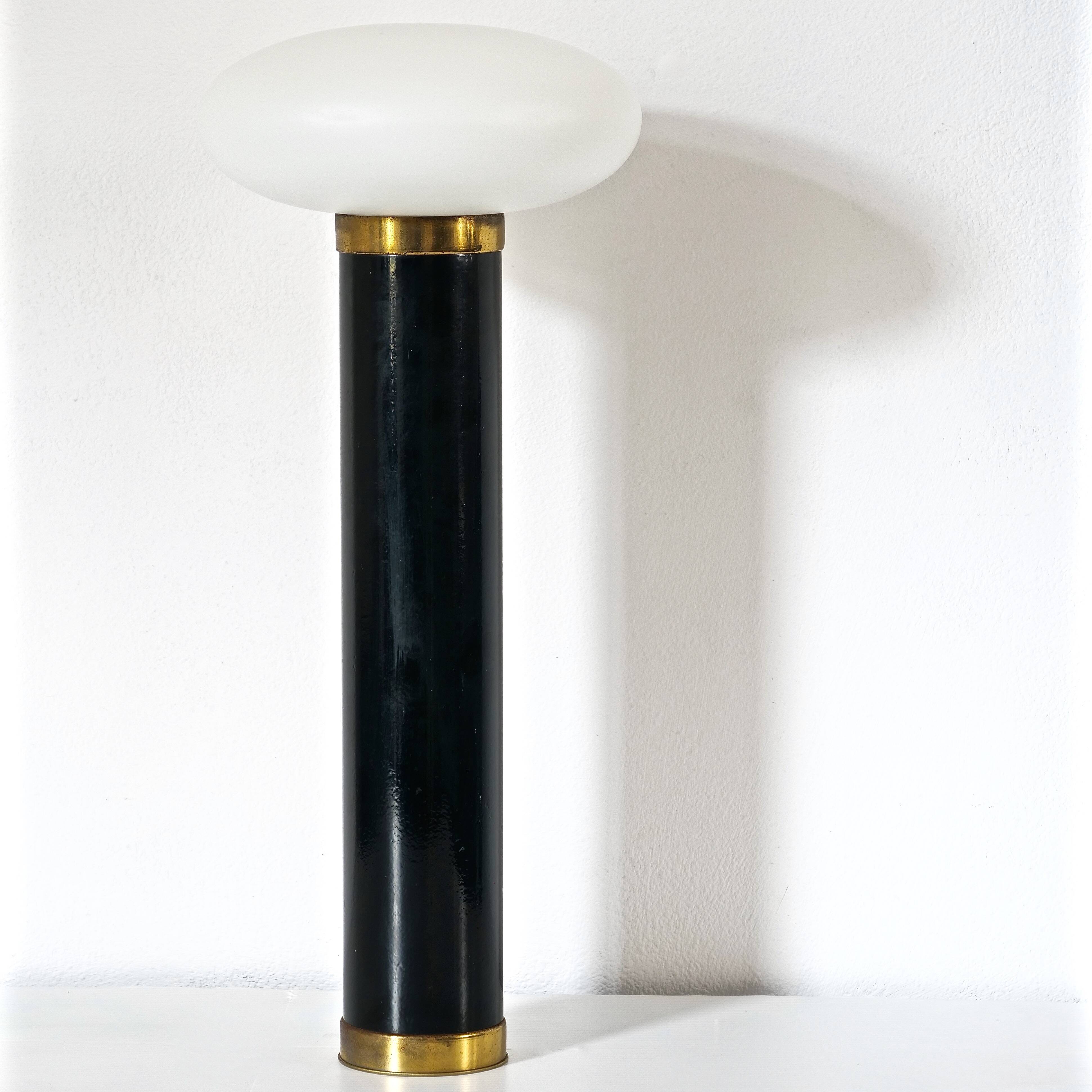 Art Deco modernist lamp