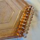 Plat en verre moulé rose