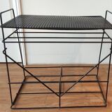 Table desserte en métal noir perforé 1950/1960.