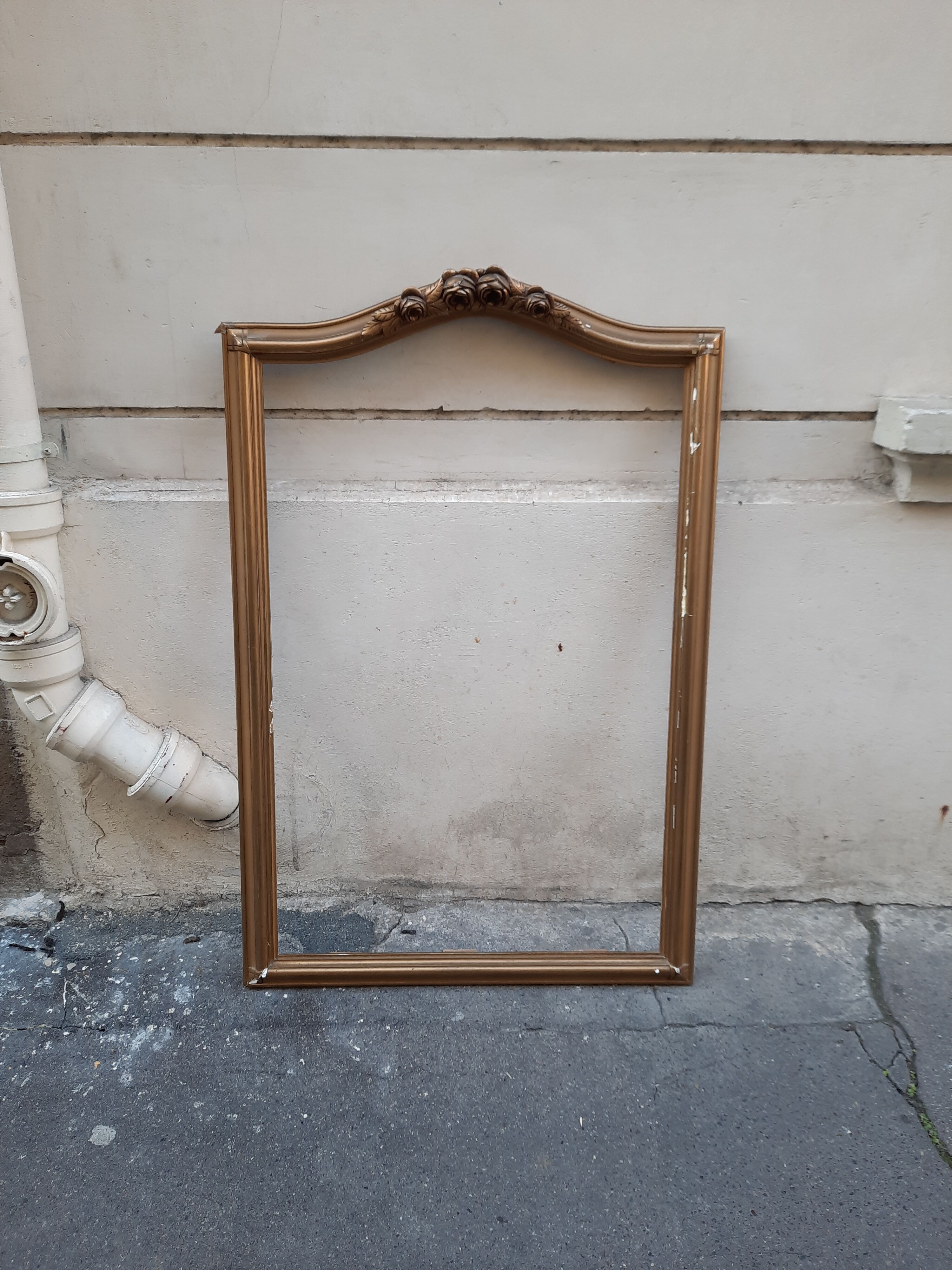 Art Deco golden frame