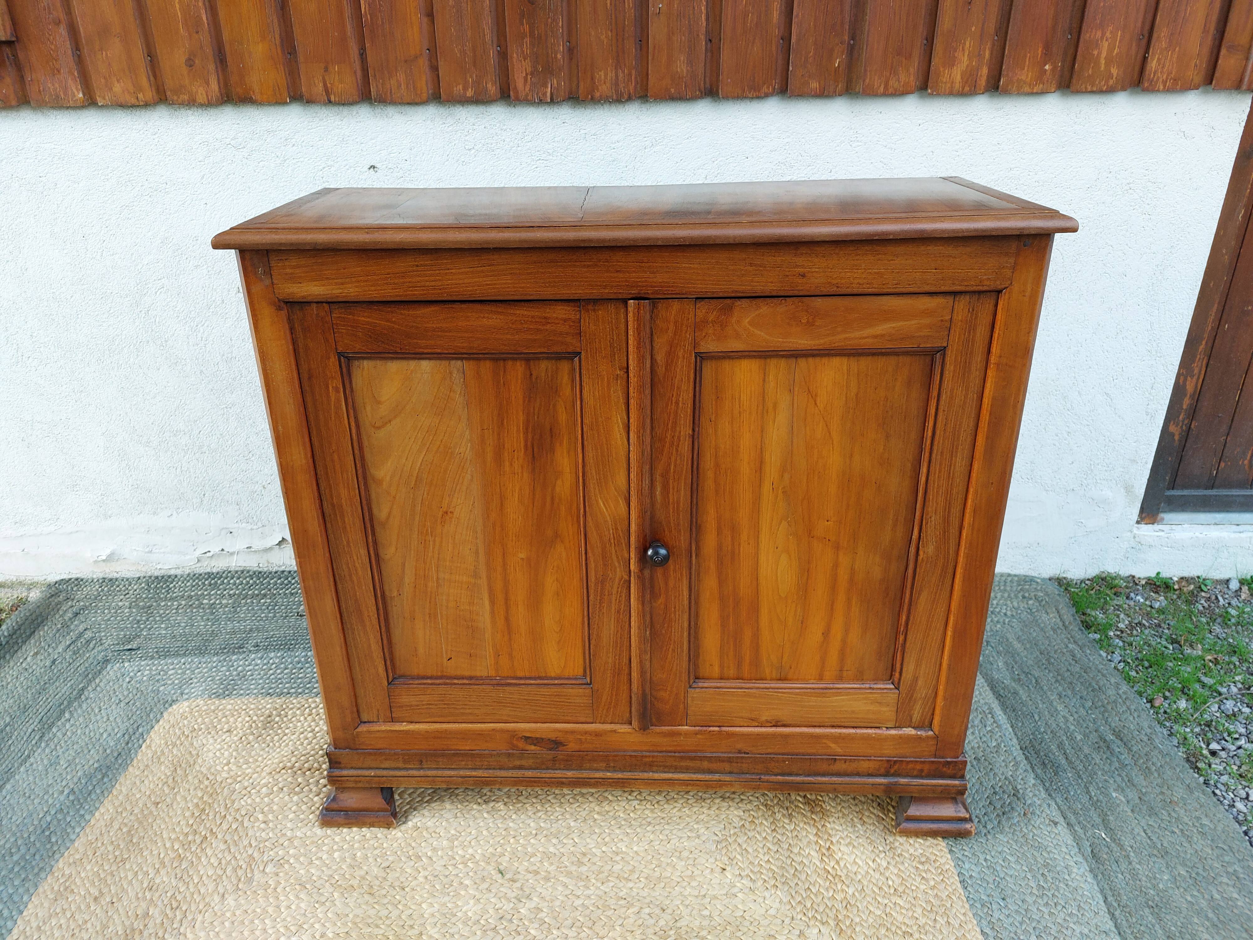 Parisian wooden buffet