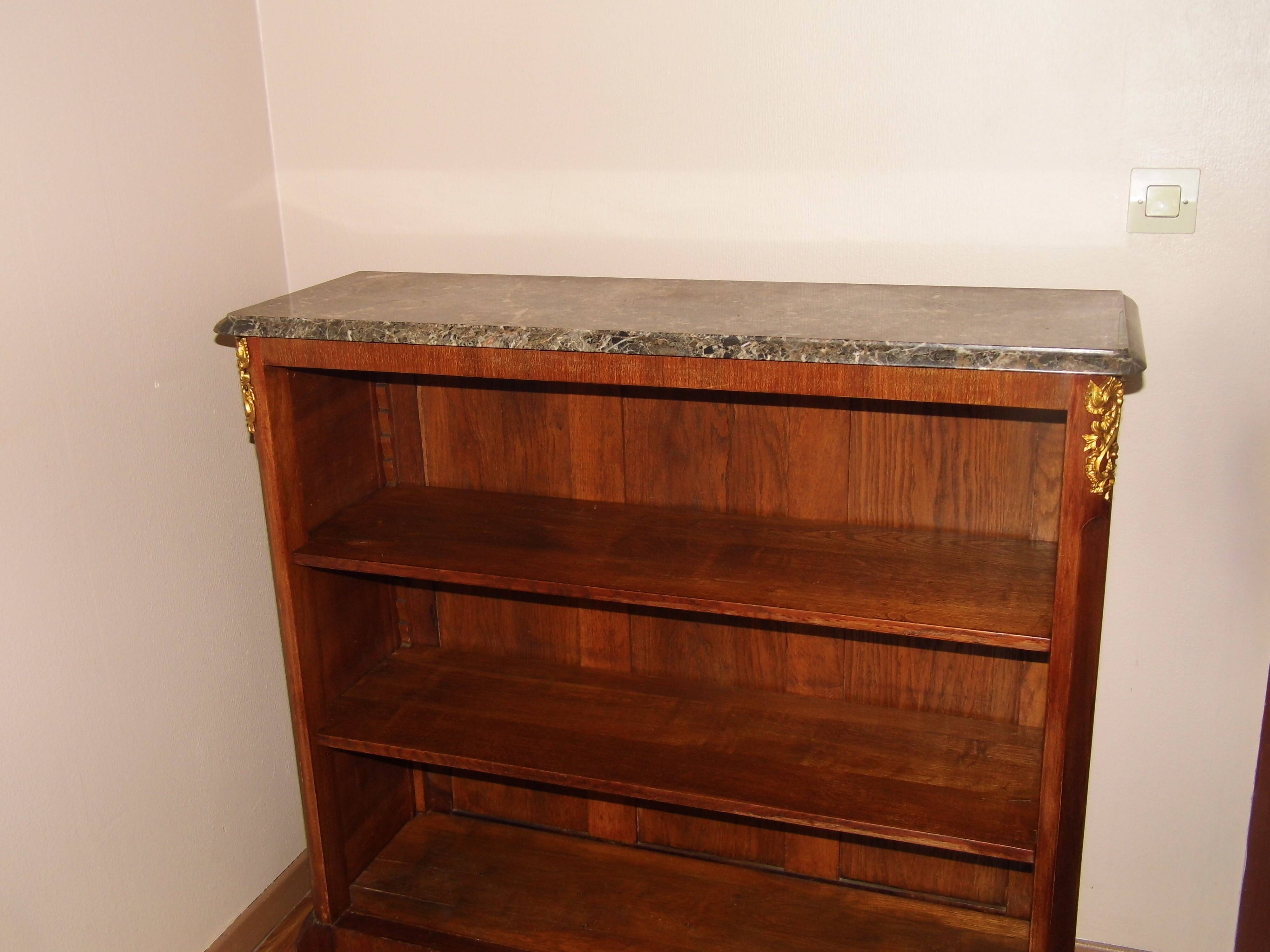 Cabinet bibus library Louis XV rosewood and marble very good condition XIXth siecle
