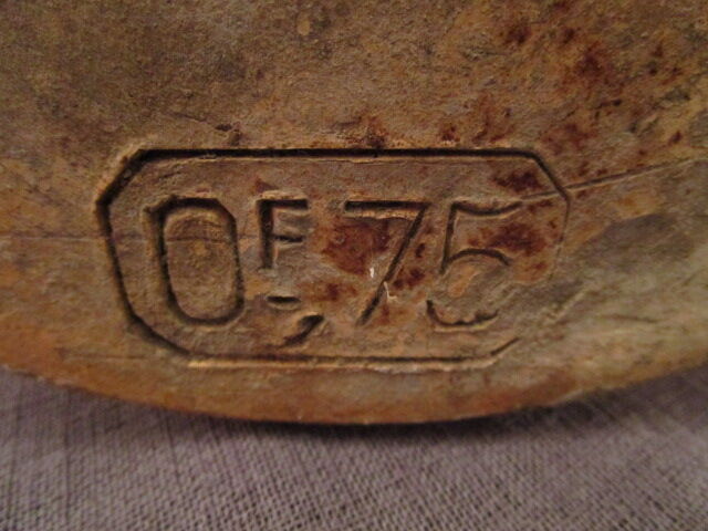 Old cooked clay pot