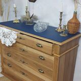 Old chest of drawers
