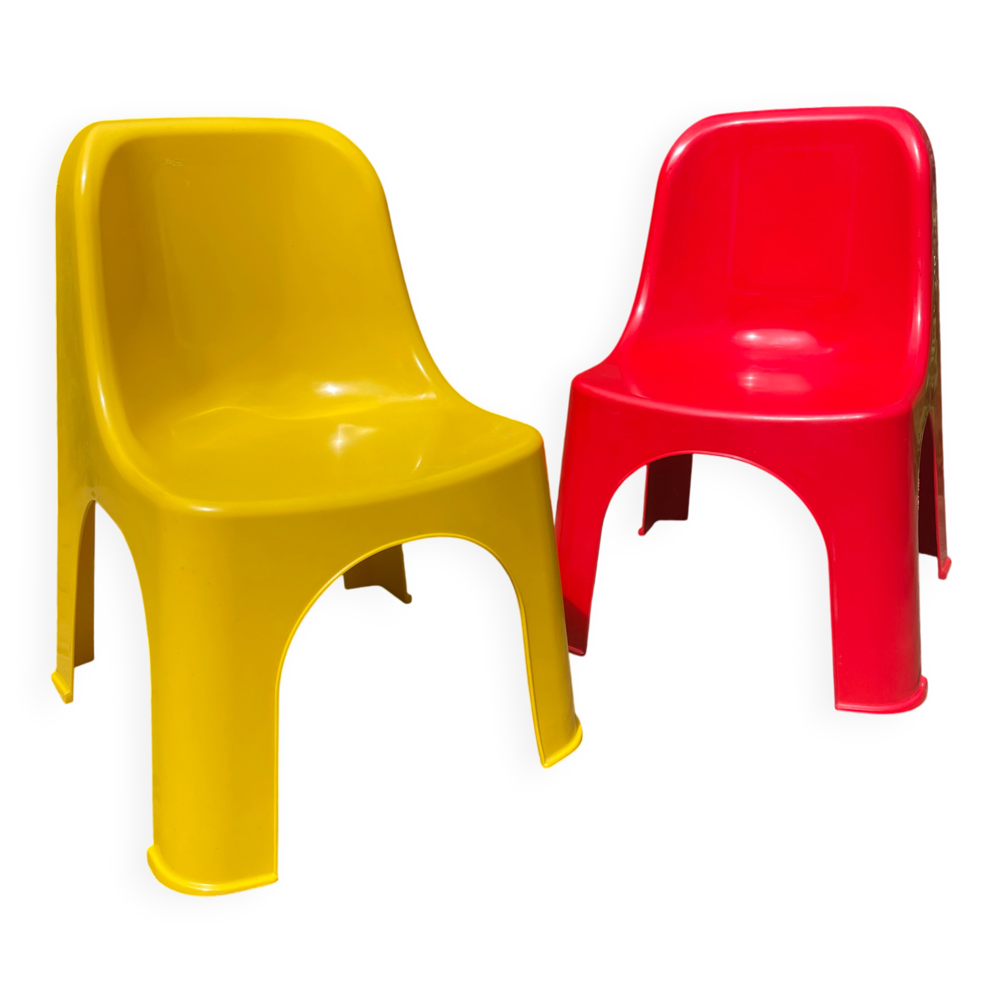 Paire de chaises colorées pour enfants