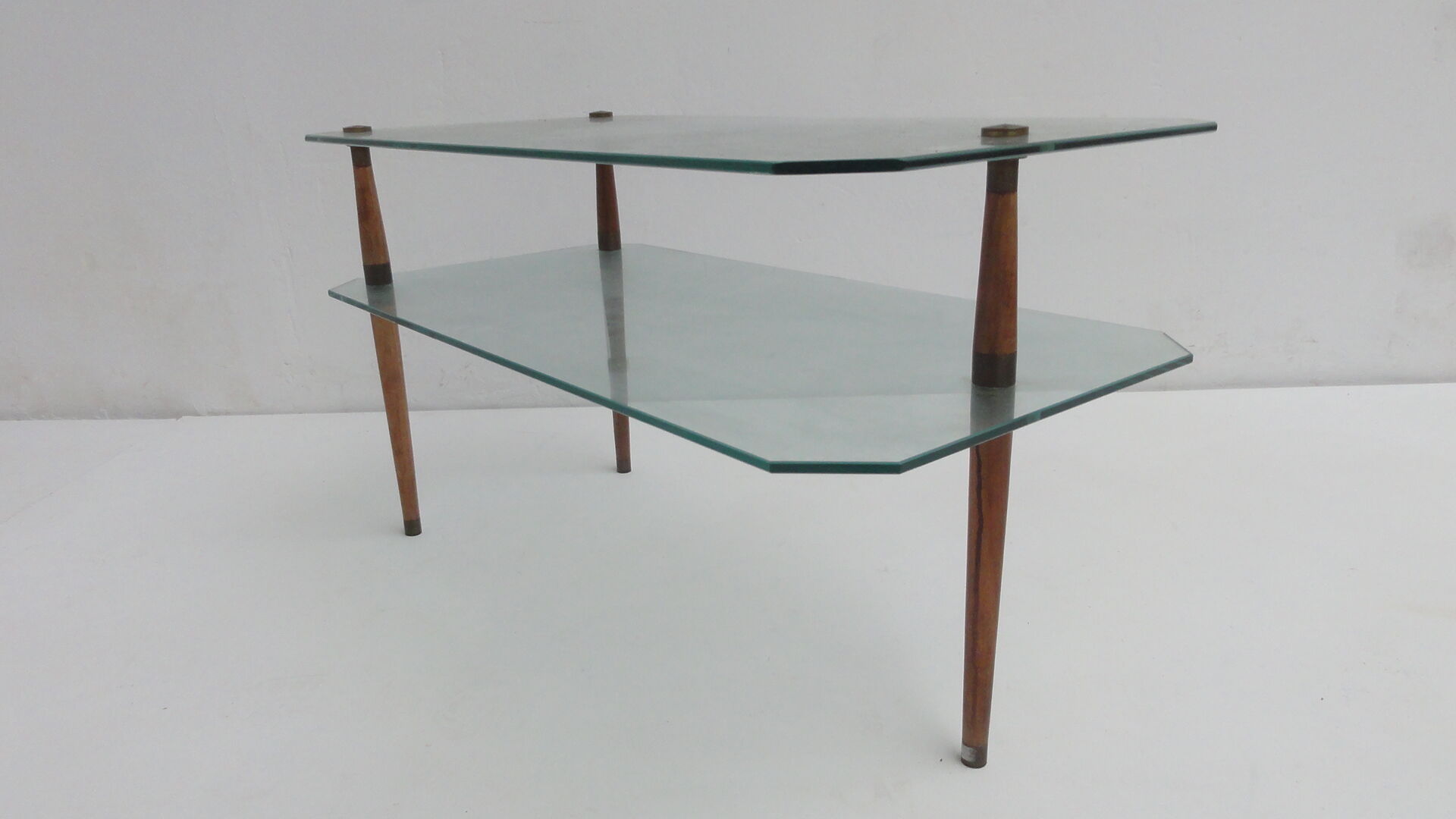 Table low vintage two-story glass 1950 s