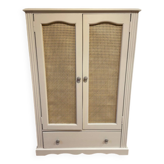 Children's bedroom wardrobe