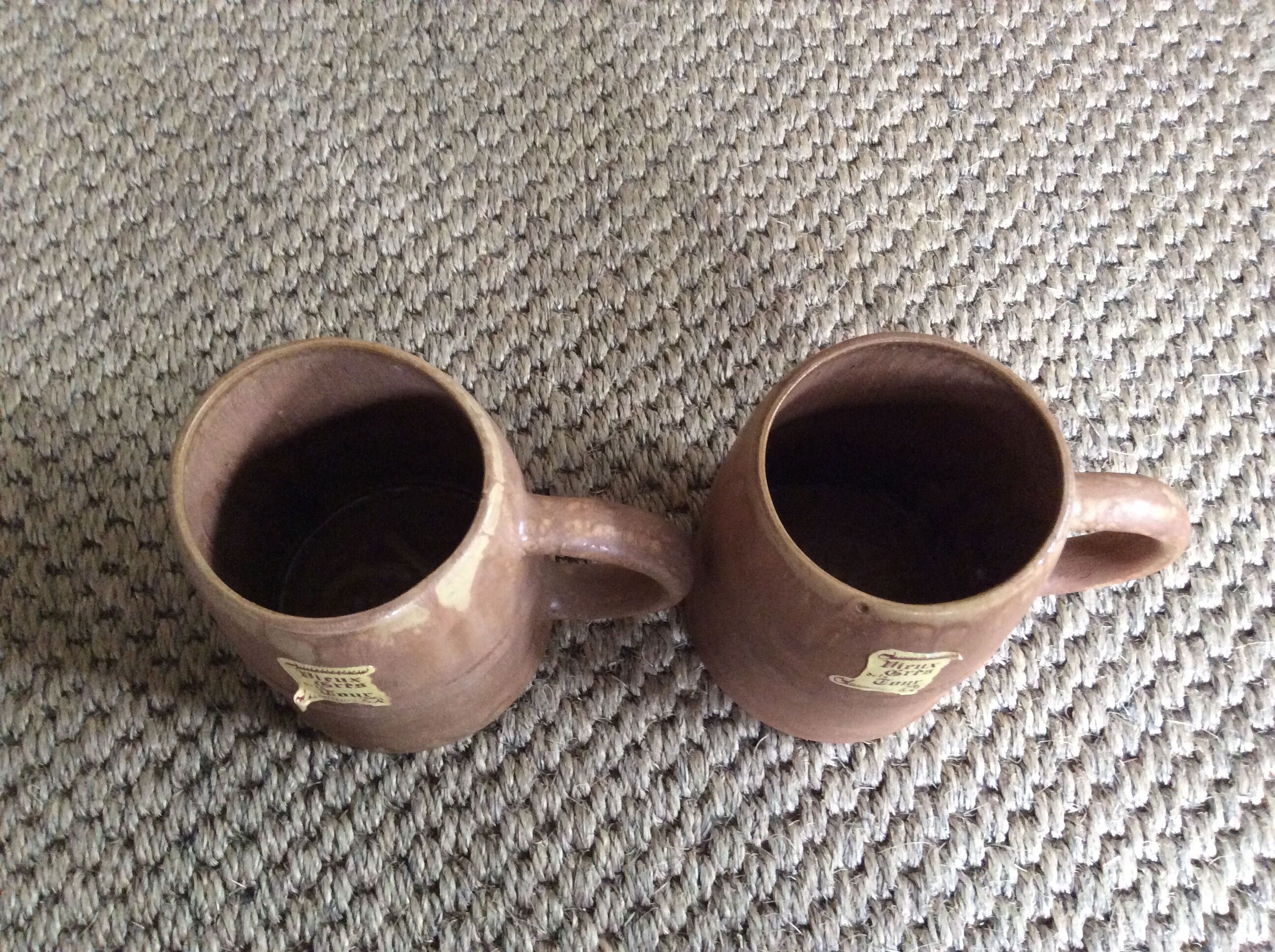 Series of 2 sandstone mugs