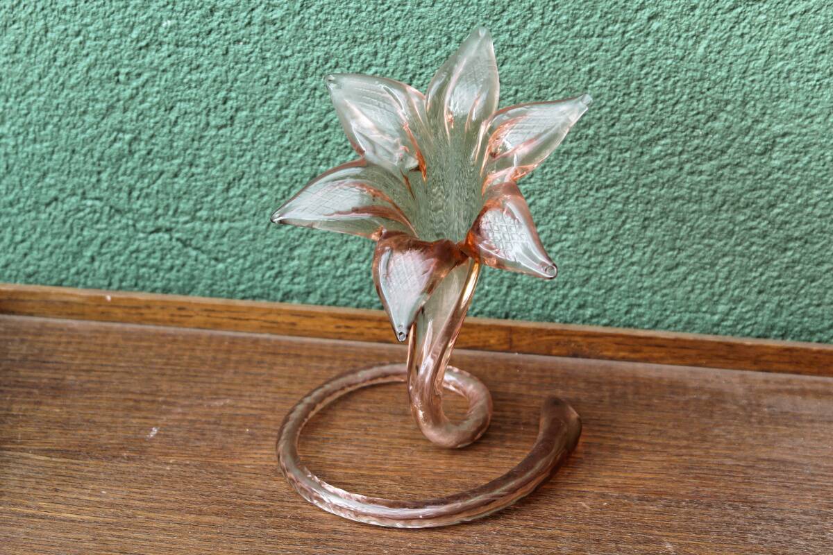 Vase soliflore en verre soufflé, forme de fleur