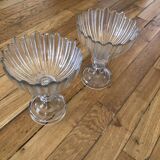 2 crystal cups