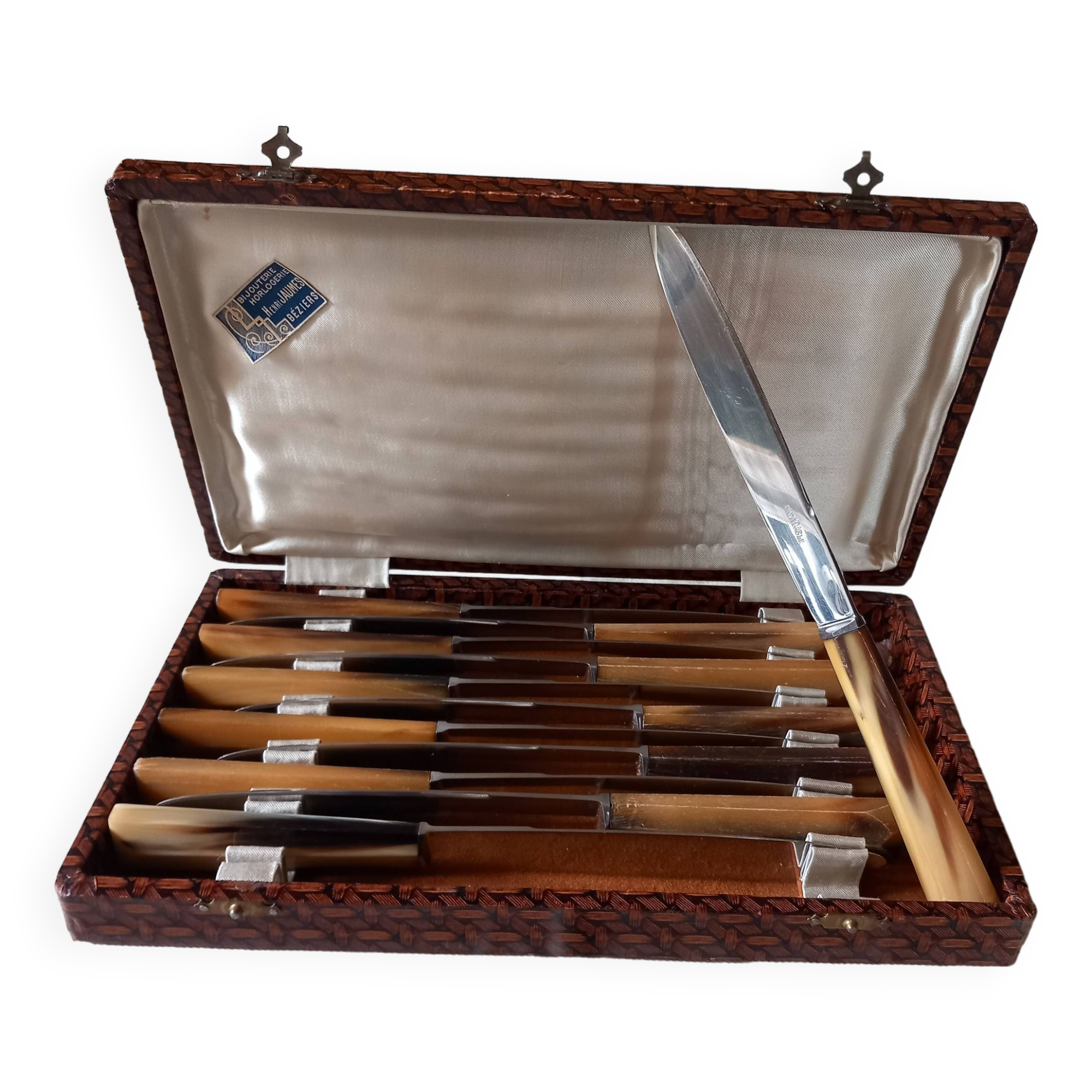 box of 12 vintage table knives