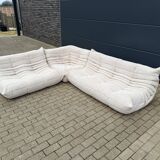 Ligne Roset Togo 3 places, 2 places et d'angle en velours côtelé beige