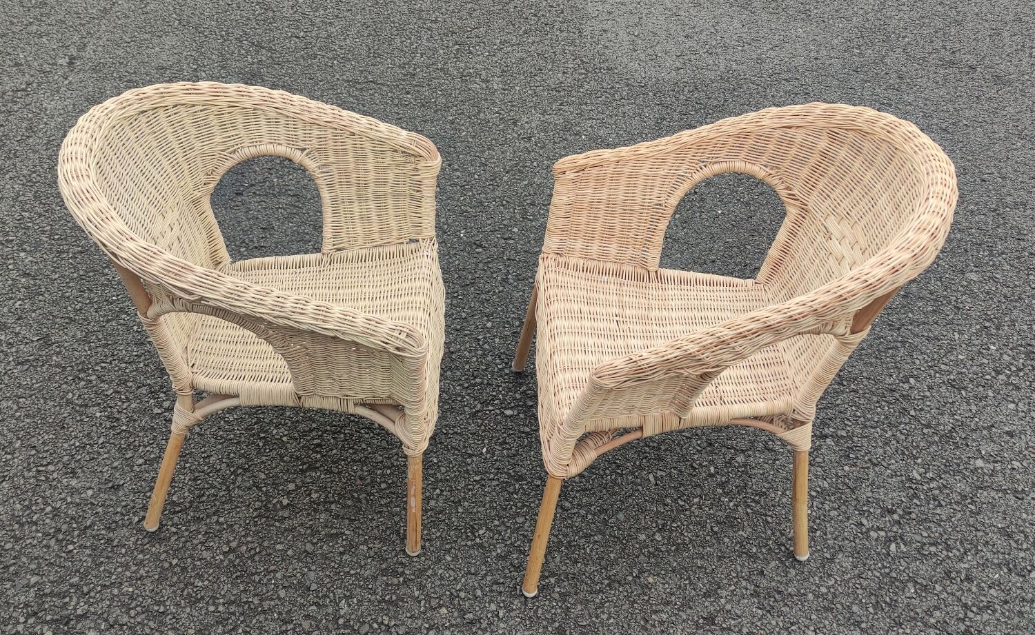 Paire de chaises pour enfants