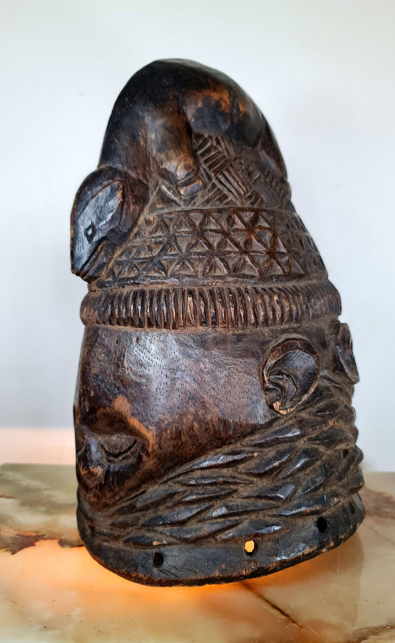 Hemba Helmet, Suku
