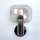 Applique vintage en métal chromé et globe en verre fumé gris design Disderot seventies