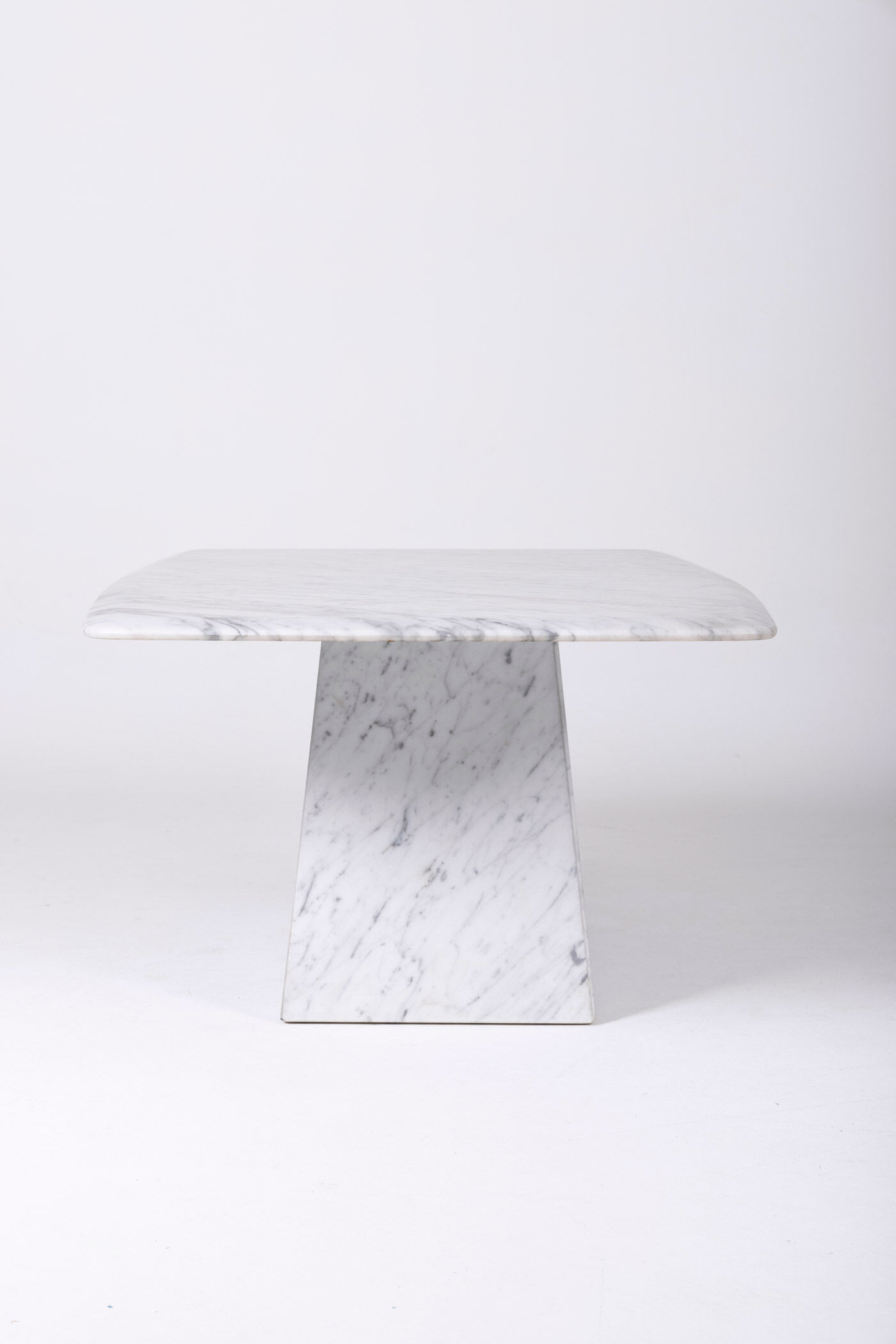 Rectangular marble coffee table