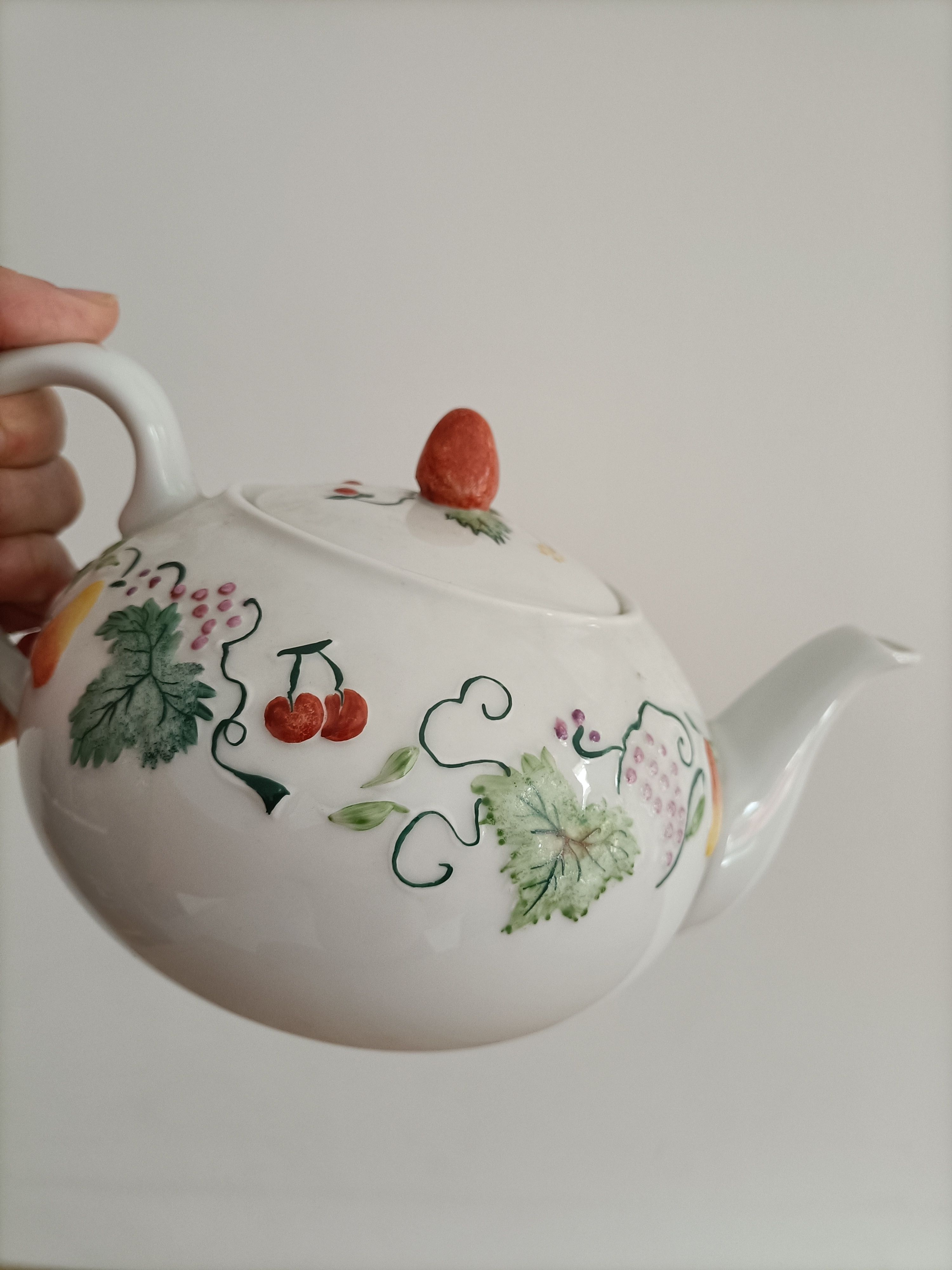 Strawberry porcelain teapot France
