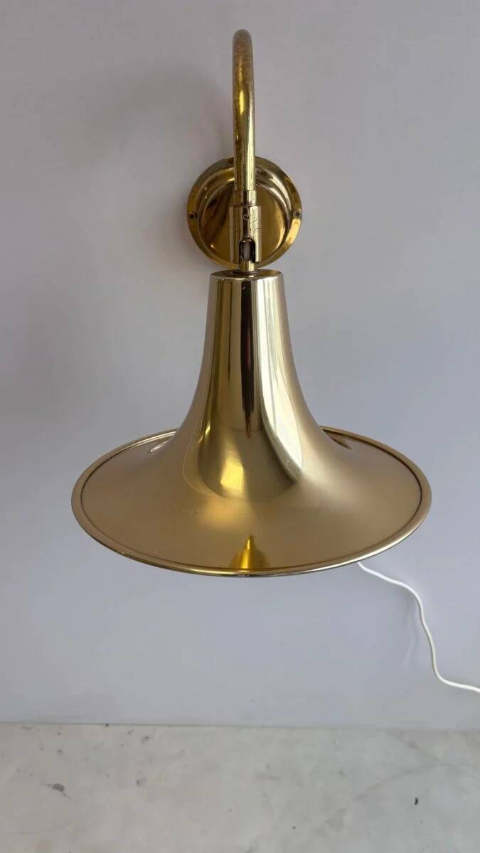 Vintage wall lamp brass