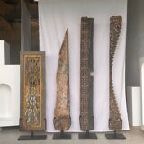 Rectangular Indonesian construction element with blue and yellow plant in carved wood