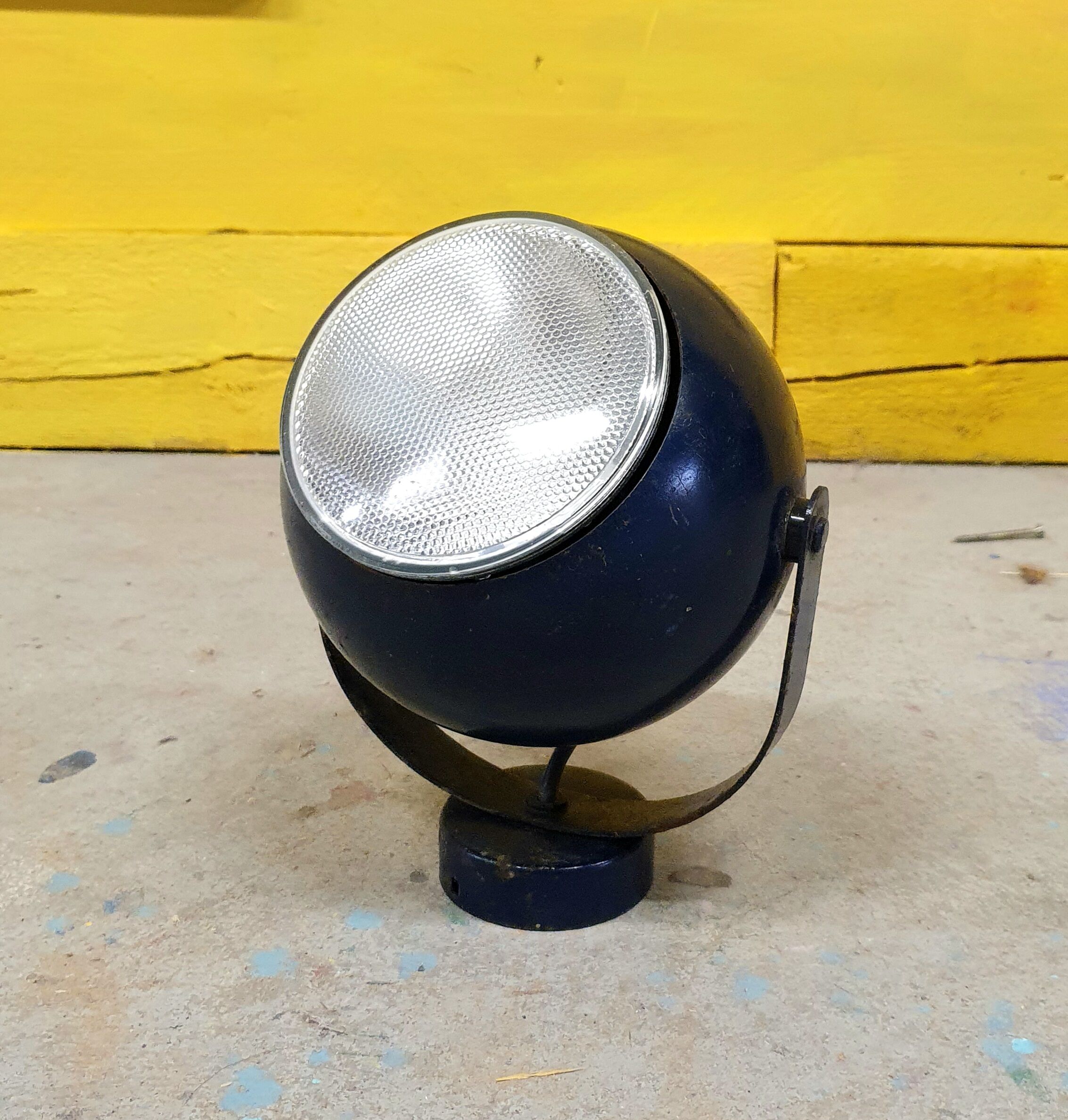 Spot wall light  70s blue ball
