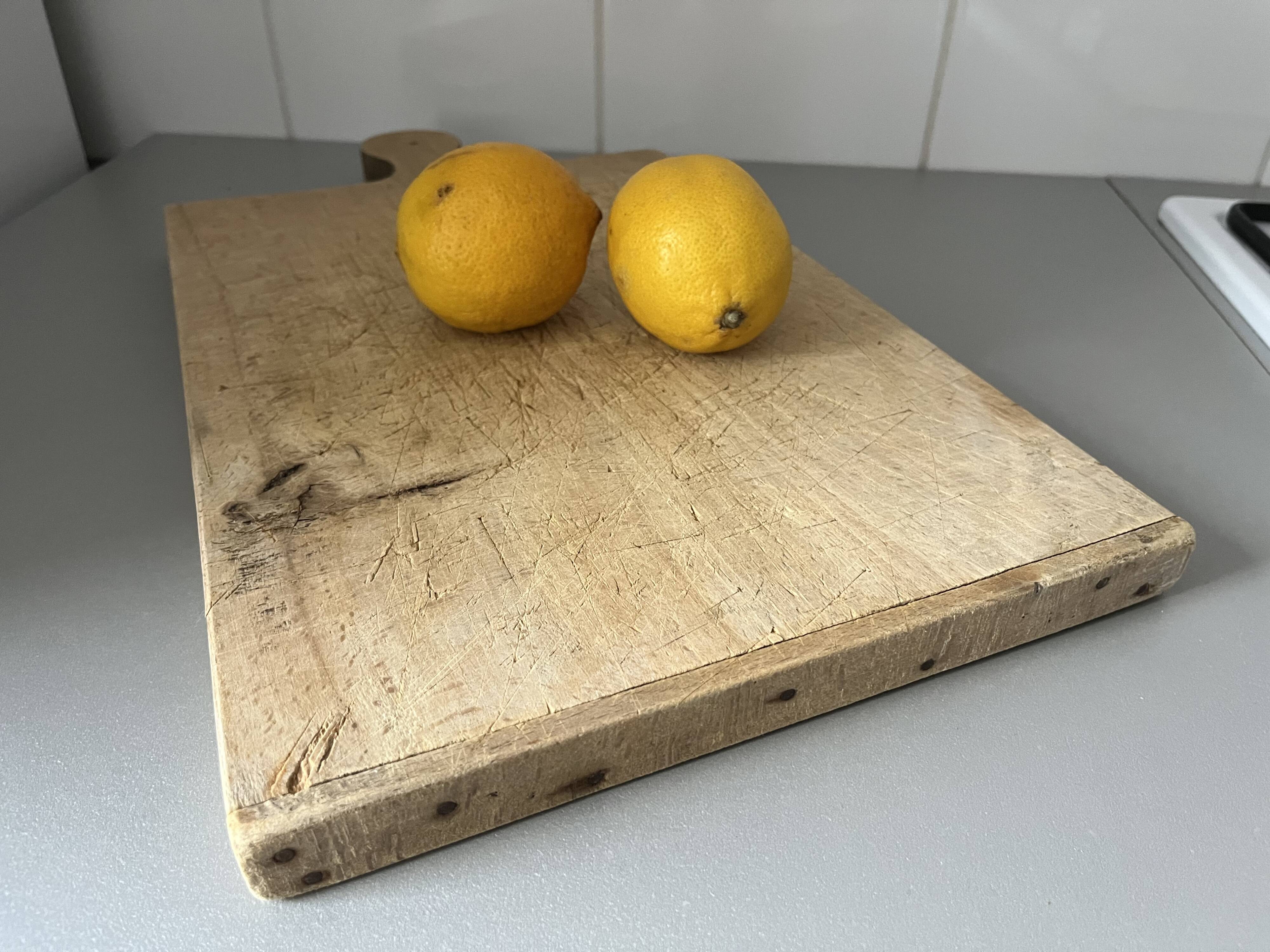 Wooden cutting board