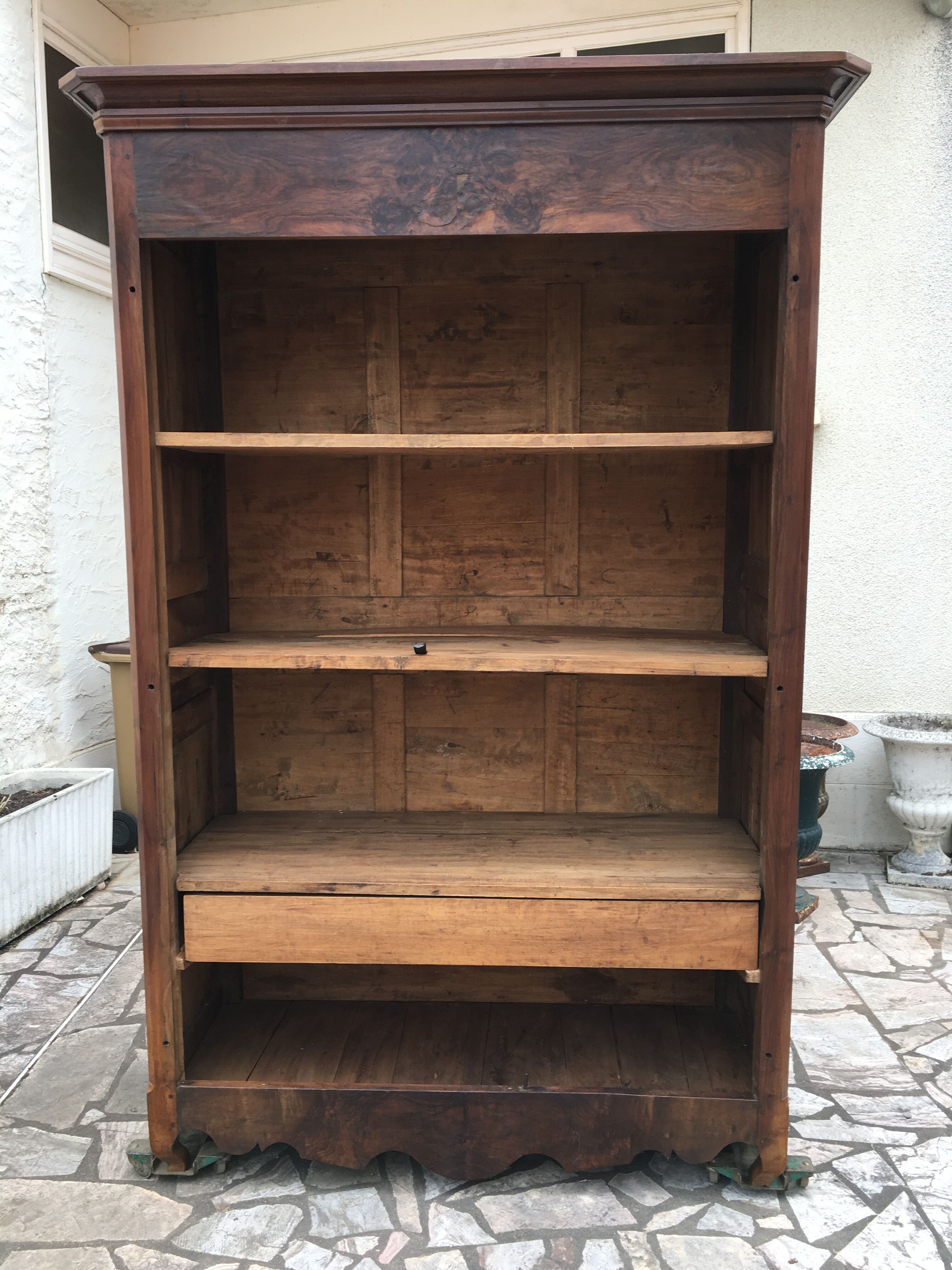 Wardrobe Louis XV Poitou from XIXth in walnut