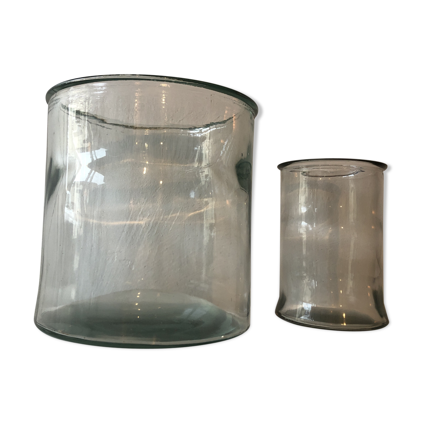 Duo of glass jars old vintage