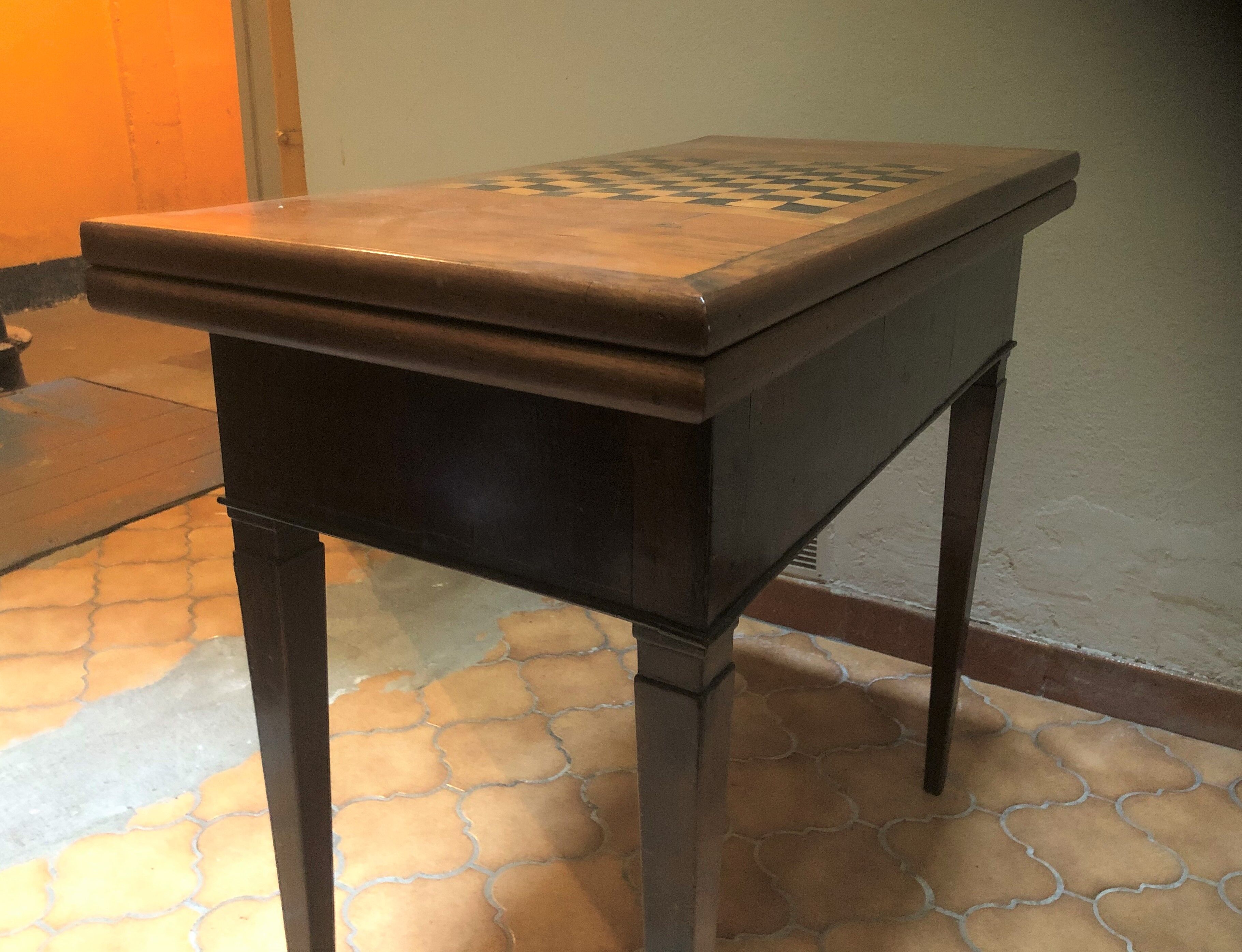 Louis XVI style veneer play table