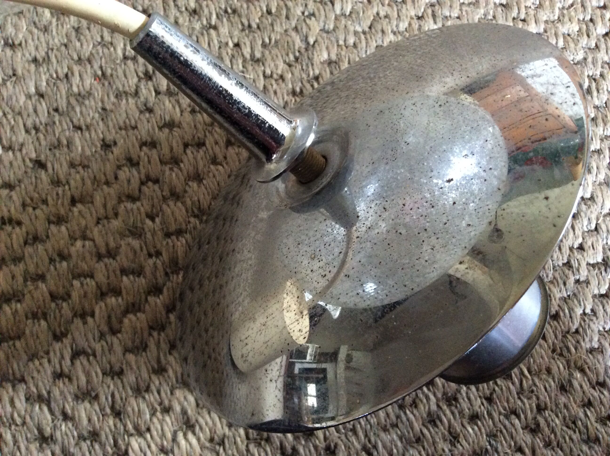 Ball suspension