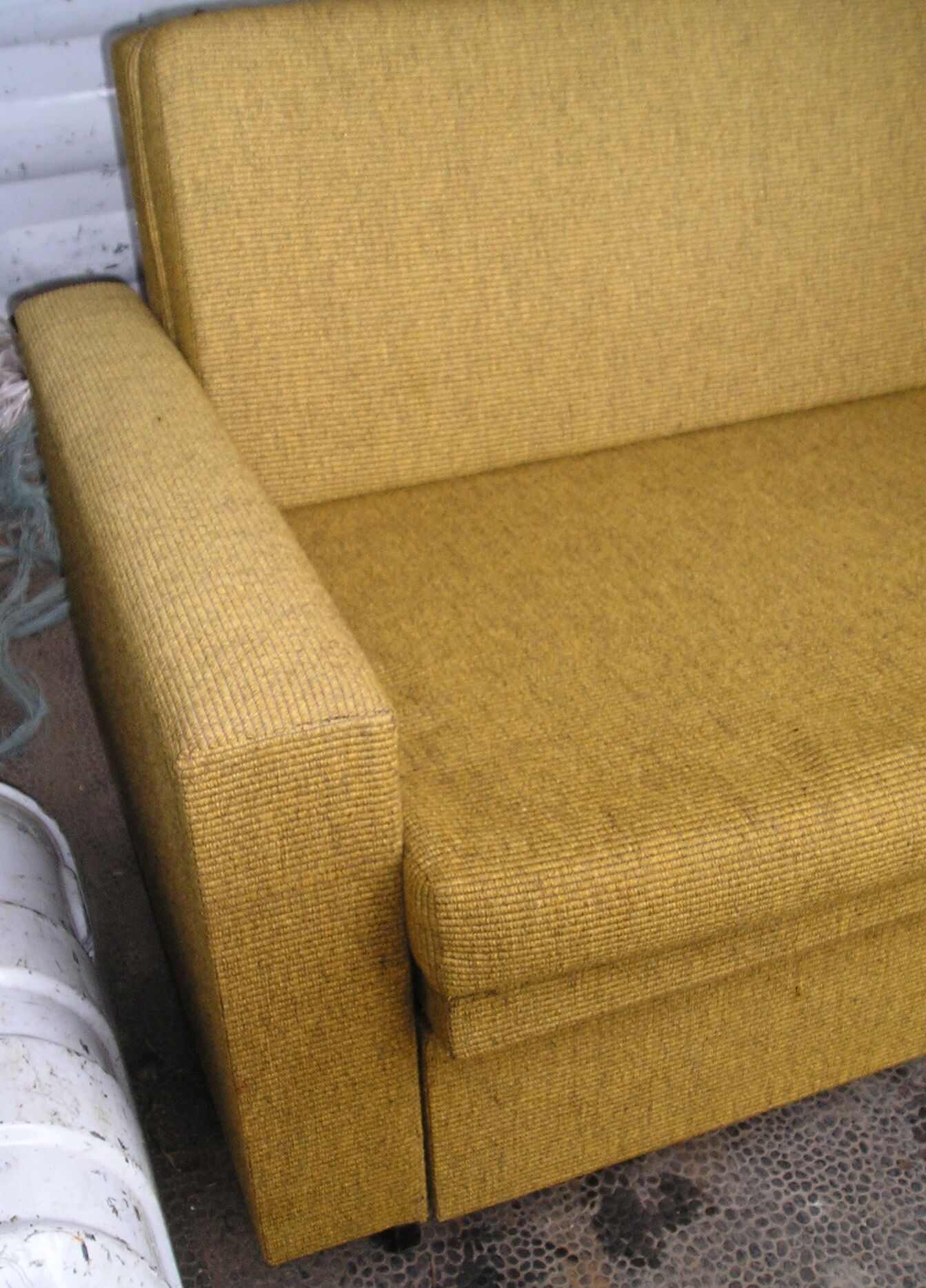 Sofa 2 seats convertible into bed 1 person 70 years