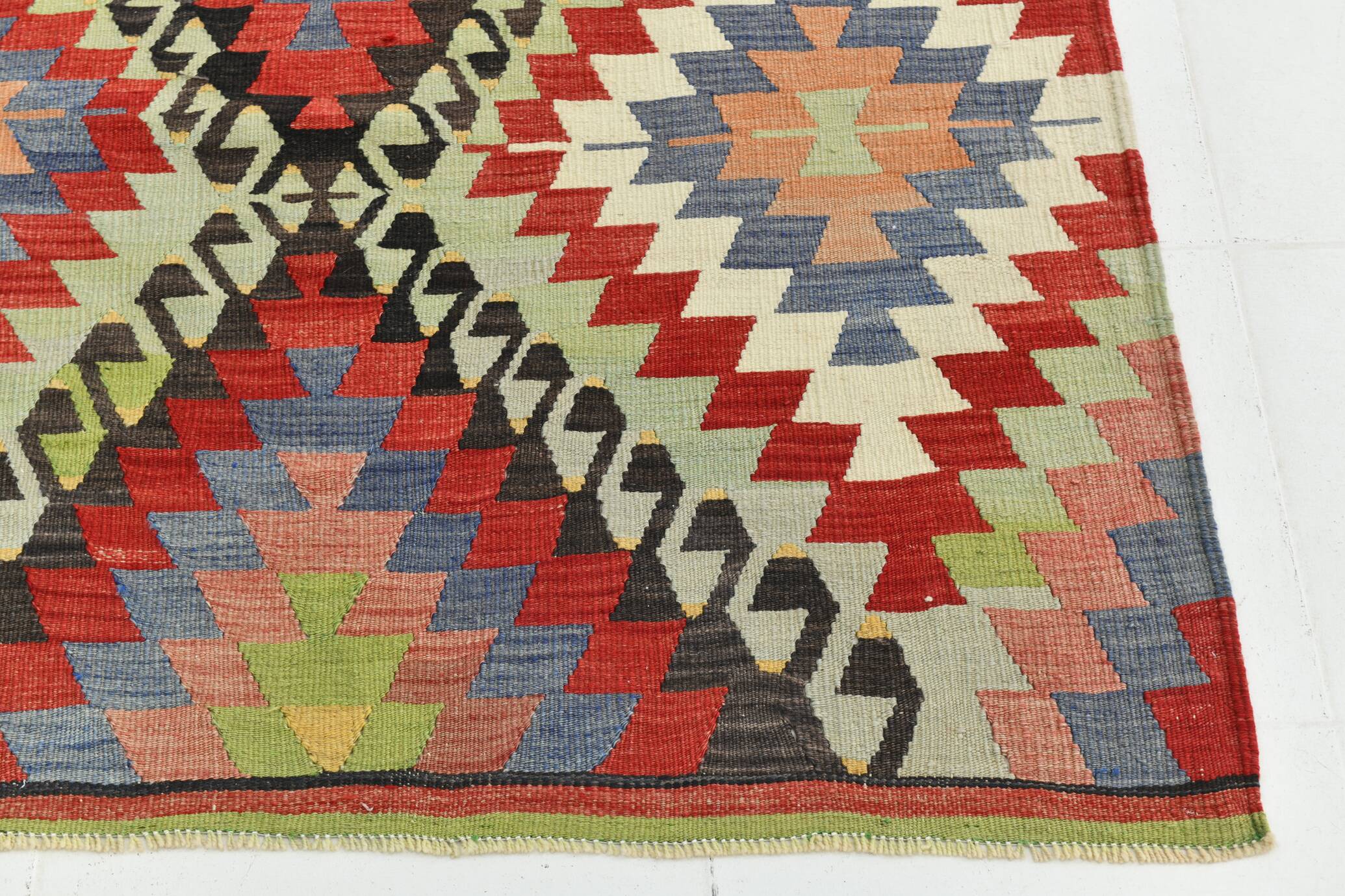 6x10 Green & Red Tribal Vintage Kilim Rug, 199x320Cm