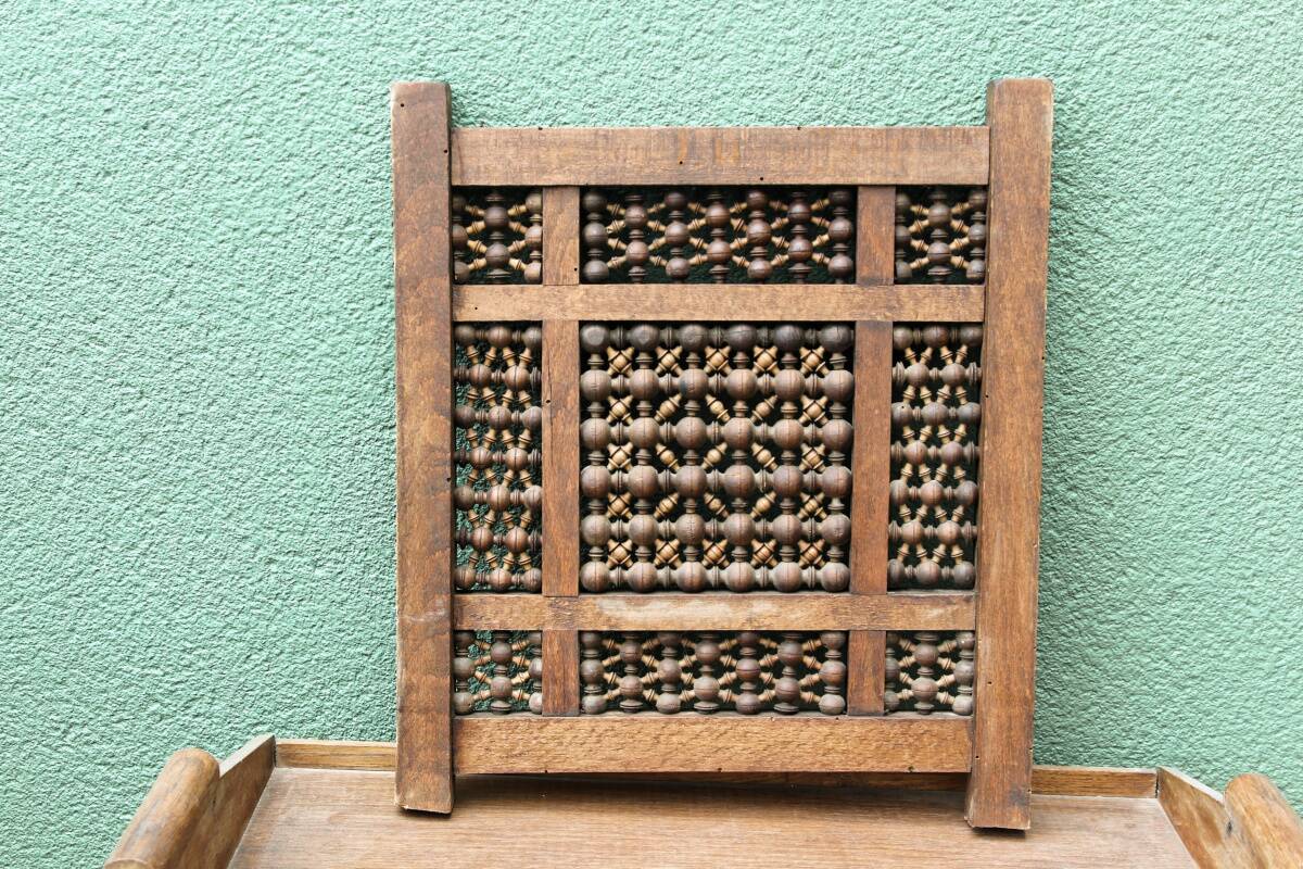 Moucharabieh en bois tourné
