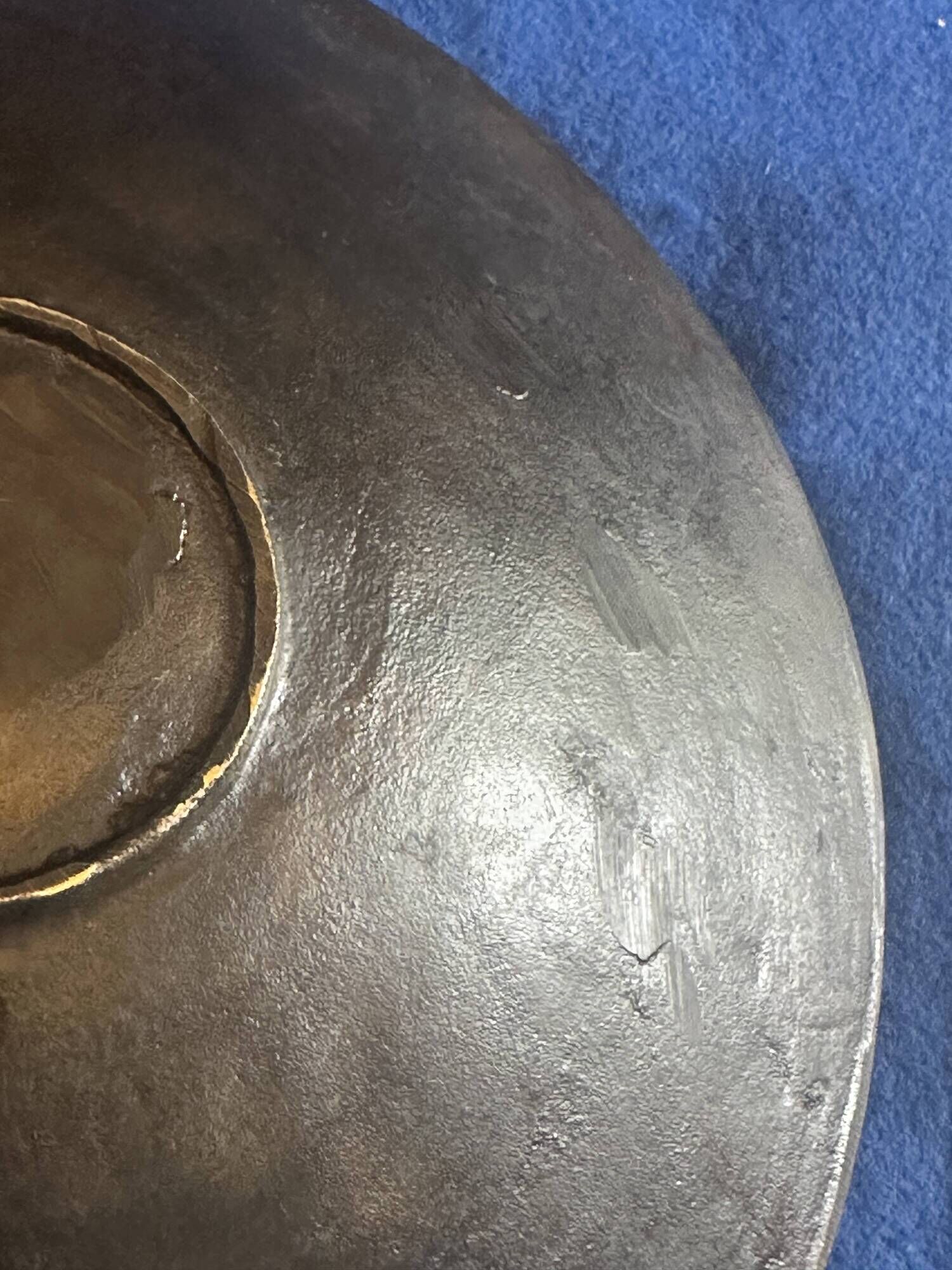 Offering dish / Almsgiving dish in solid bronze