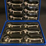 Knife holder dog silver metal