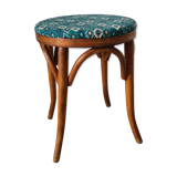 Curved wooden stool revisited