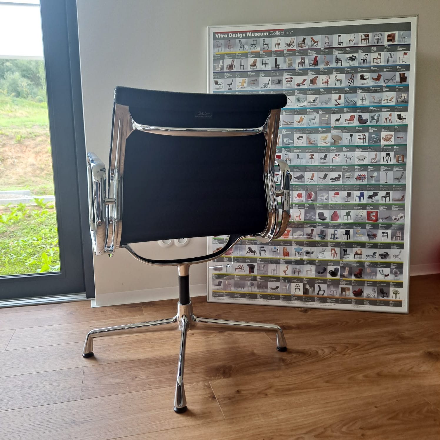 EA108 office chair by Charles & Ray Eames for Vitra 2012