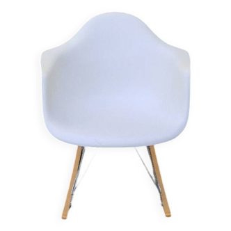 Rocking chair by Charles and Ray Eams ed vitra