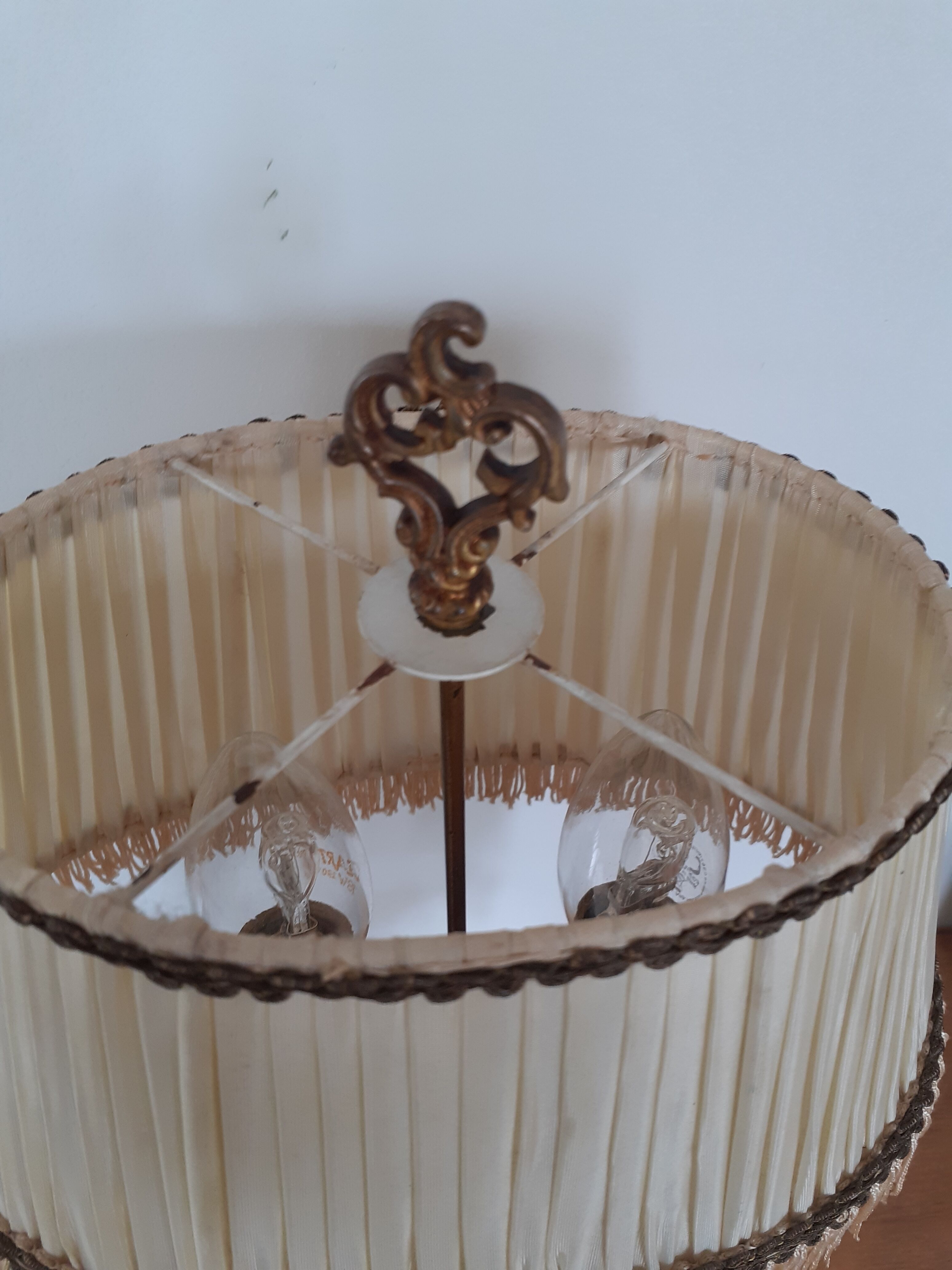 Hot water bottle lamp