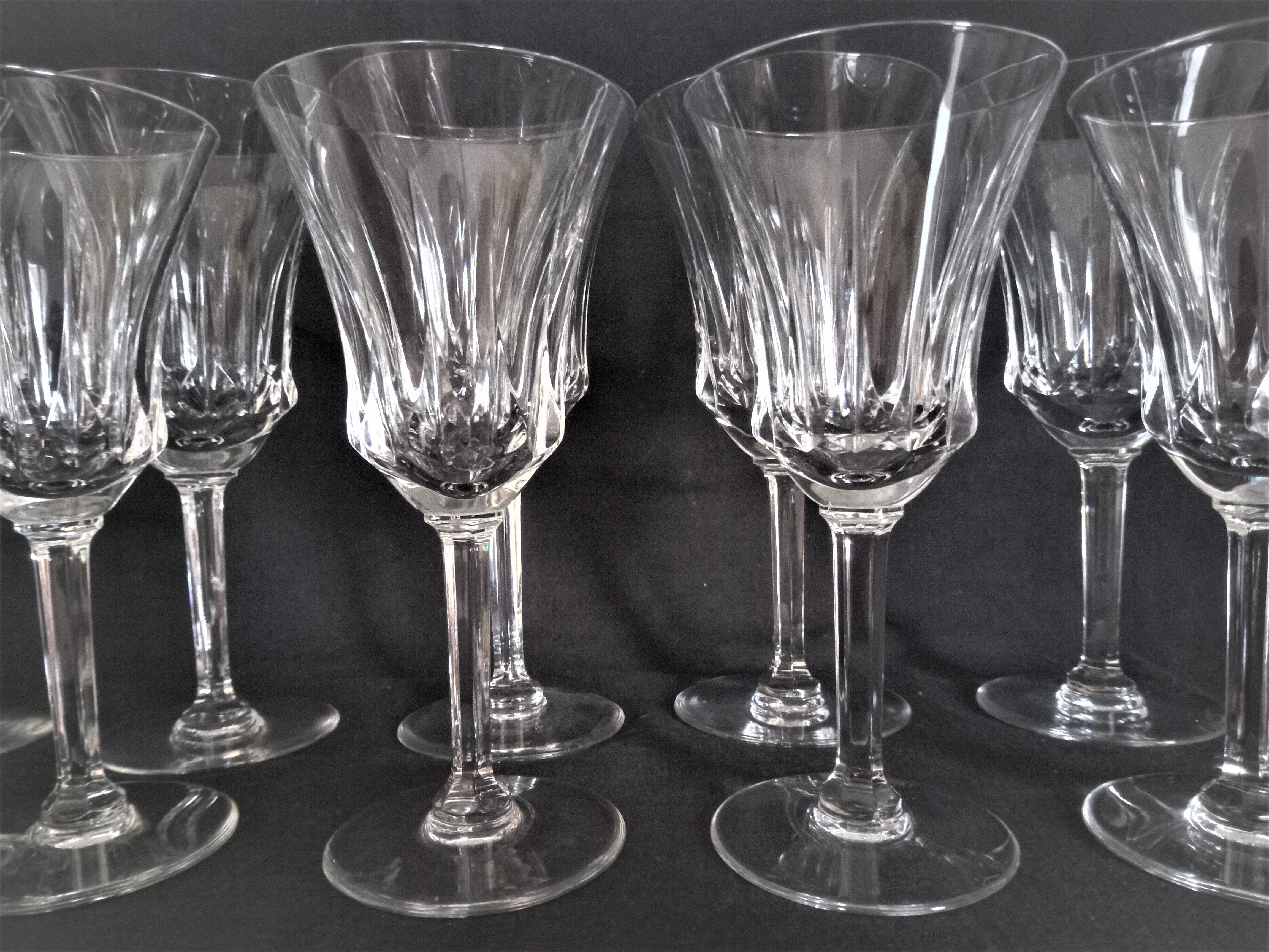 Set of 6 water glasses and 6 wine glasses in cut crystal Val Saint Lambert