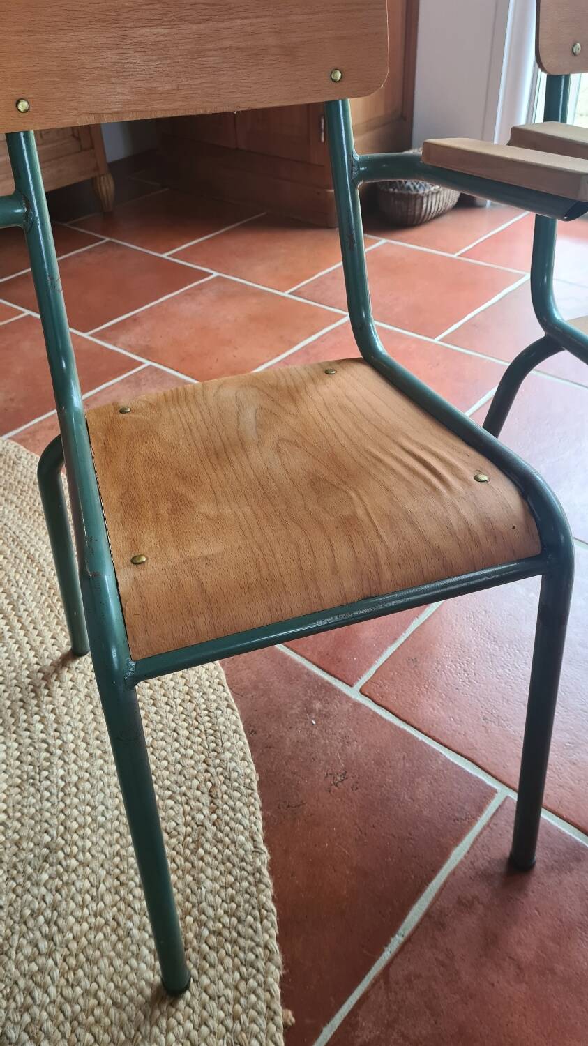 School chairs