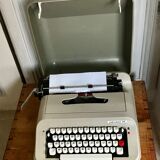 Underwood 319 typewriter