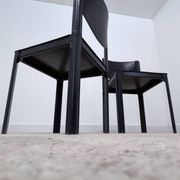 Paire de chaises Matteo Grassi en cuir noir – Design italien