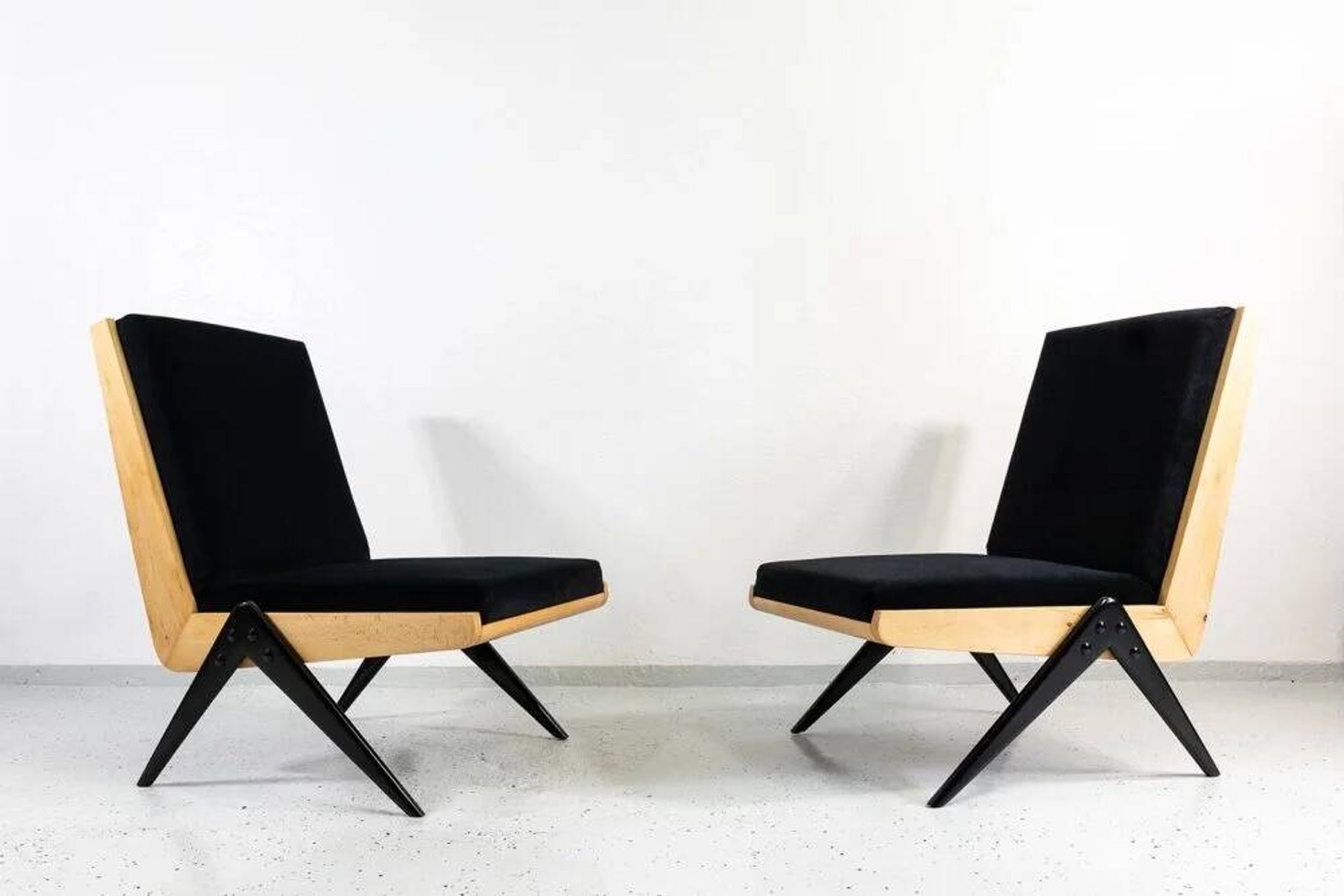 Modernist Chairs, Type 1312 By Slupskie Furniture Factory, Poland, 1960s