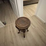 Pedestal table / side table