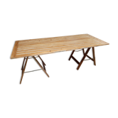 Table de ferme sur tréteaux